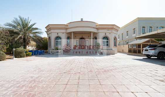Private Villa Well Maintained Vacant On Transfer