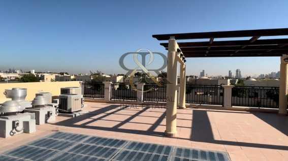 Spacious 4 Bedrooms Private Garden Highly Maintained