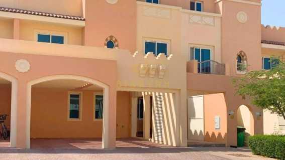 Type Th2 Close To Pool Single Row 4 Bedrooms Maid