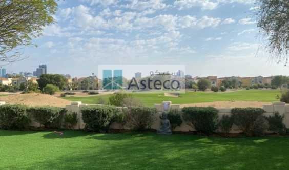 On Golf Course Large Plot Well Maintained in Dubai