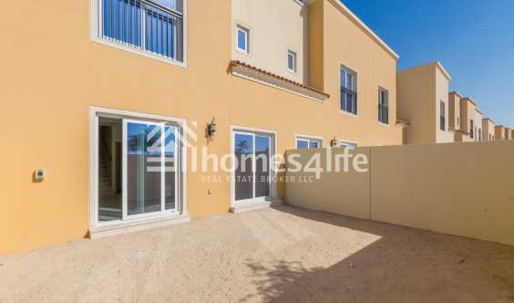 BRand New 3 Bedrooms Th Ready To Move In