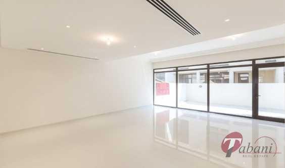 Corner Unit Thk Type Next To Park Entrance