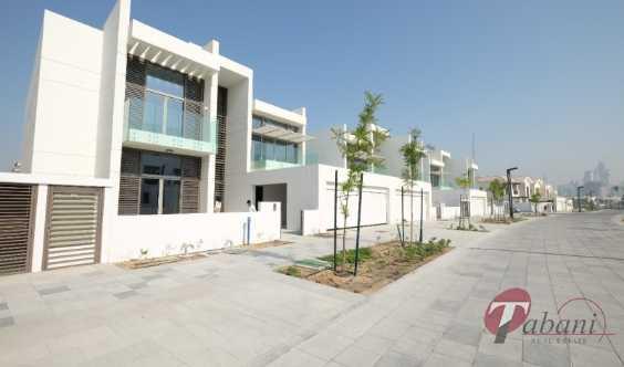 Genuine Listing Contemporary Style Prime Location
