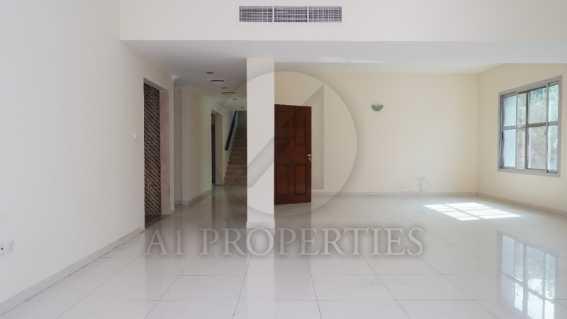 Well Maintained Villa Falcon City Of Wonders