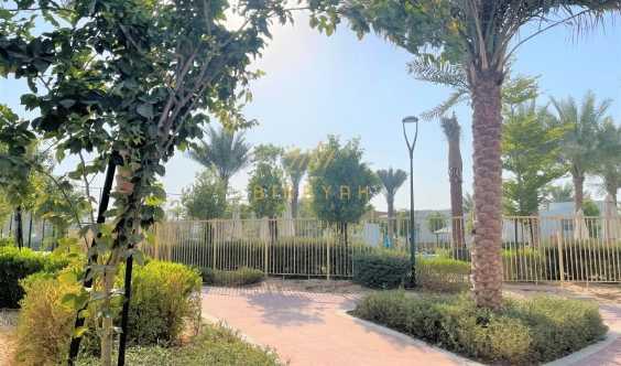 Single Row Semi Detached Amazing Location in Dubai