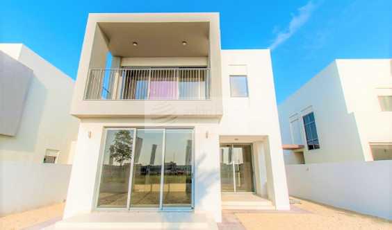 Available In May Since Row Close To Pool And Park