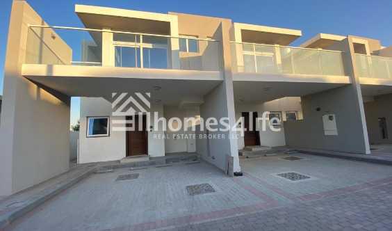 Single Row Th Damac Hills 2 Akoya Oxygen in Dubai