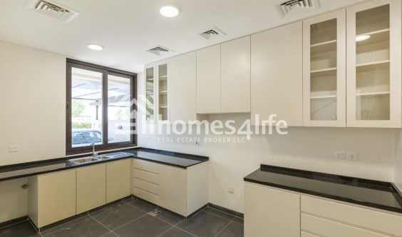 Vacating June Type Thk Corner Unit 2 75m in Dubai