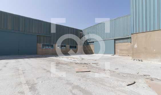 Large Warehouse With 871kw Power For Sale In Jafza Dubai