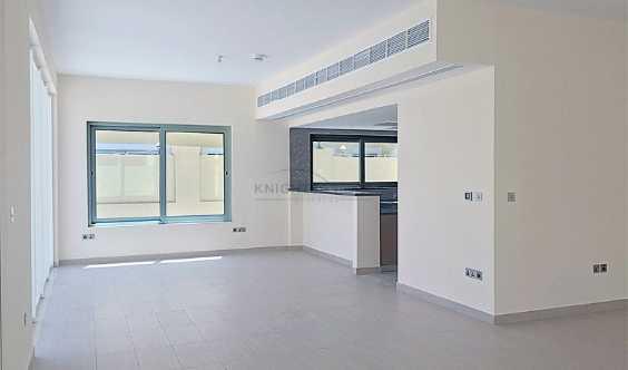Nice Layout Legacy Nova Single Row Four Bed