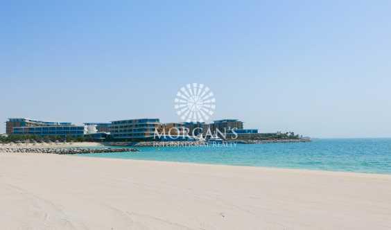 Genuine 5 Bedrooms Resale Facing La Mer in Dubai
