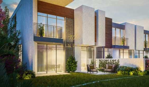 Close To Park Real Listing Middle Unit in Dubai