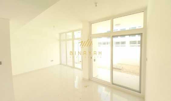 Corner Unit 3bedrooms 3bathroom Geniune Listing Single Row