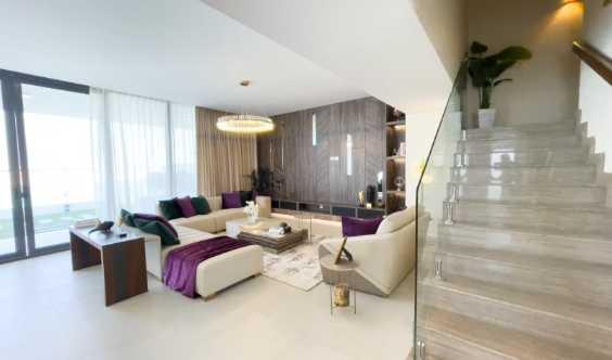 Exciting New Beach Front Development 6 Bedrooms Stunning Location