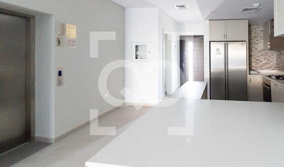 100 Dld Waiver BRand New Pvt Elevator in Dubai