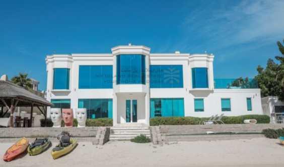 Exclusive Open Plan Modern Signature Villa On The Beach