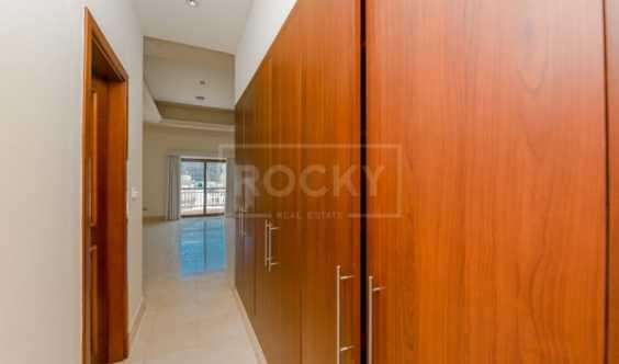 Sea View 3 Bedrooms Townhouse In Palm Jumeirah