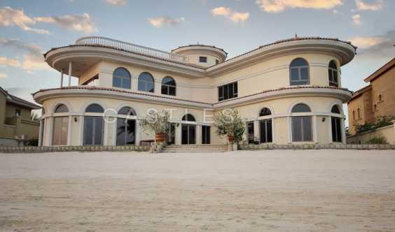 Atlantis View Furnished Upgraded for Sale in Dubai
