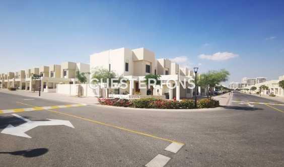 Exclusive Family Home Or Investors Deal Uber Contemporary Single Row