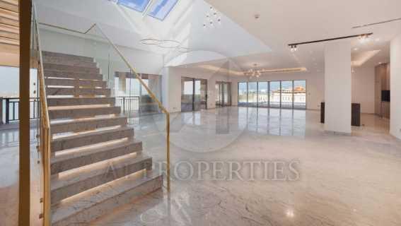 Spectacular Lagoon And Sea View Elegant Penthouse