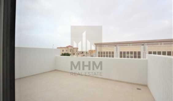 Huge And Spacious Prime Location Ready To Move