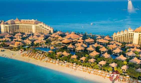 Beachfront Living Genuine Listing Amazing View