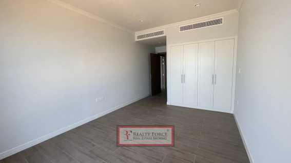 End Unit 3 Bedrooms Maid Large Plot Close To Pool