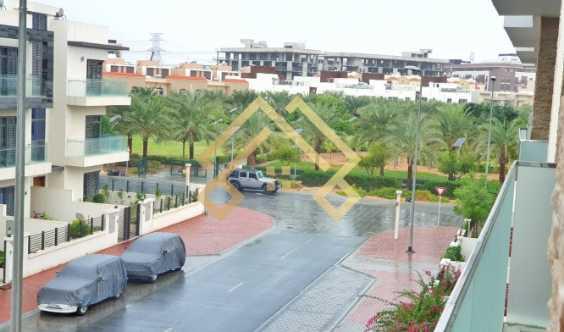 Super Nice 4 Bedrooms Villa For Sale in Dubai