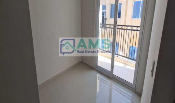 3 Bedrooms Townhouse Amazing Location Community Center