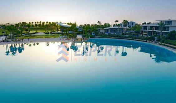 4 Bedrooms Phase 1 Genuine Resale Corner Plot