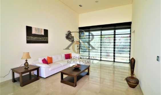 Independent 6 Bedrooms With Private Elevator Pool