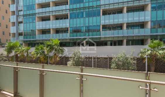4 Bedrooms Thw Maid Room Private Pool in Dubai
