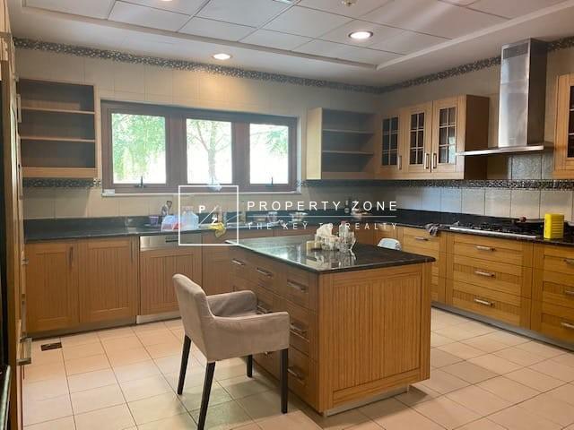 Exclusive Vacant Luxury Villa W Elevator in Dubai