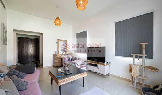 Stunning Villa Close To School And Park 2 Bedrooms M