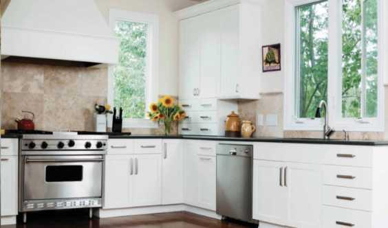 Ready 3 Bed Townhouse Contemporary Design Close To Metro