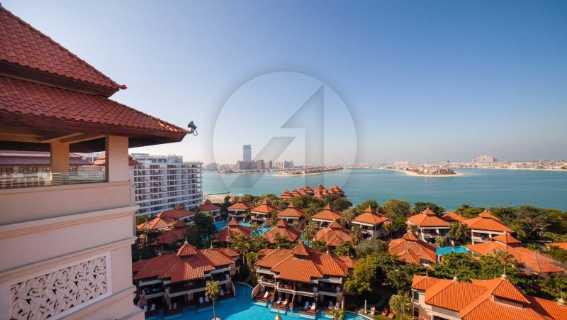 Spectacular Lagoon And Sea View Elegant Penthouse