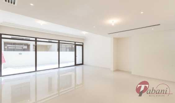 Corner Unit Thk Type Next To Park Entrance