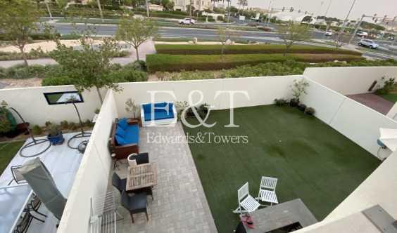 Single Row Cluster Vacant 2022 4 Bedrooms Maids