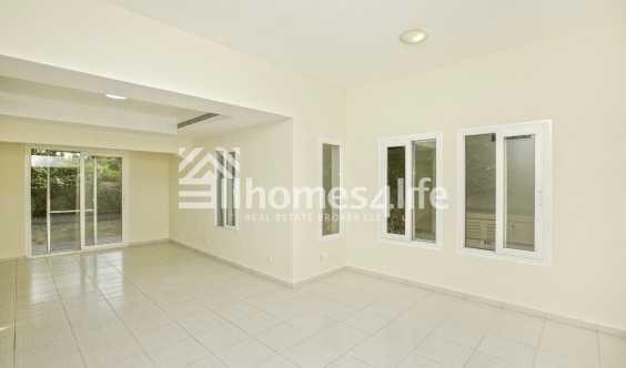 3 Bedrooms Room Type 2m Well Maintained Villa