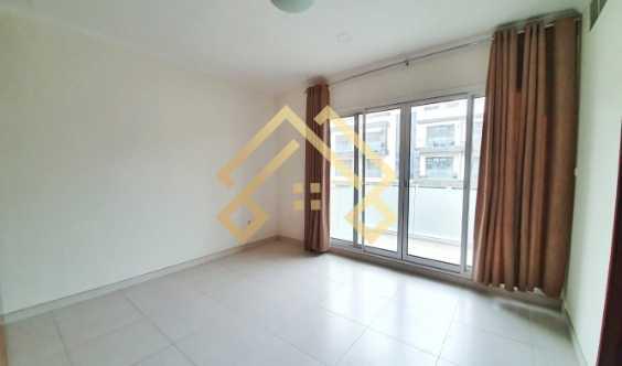 Super Nice 4 Bedrooms Villa For Sale in Dubai