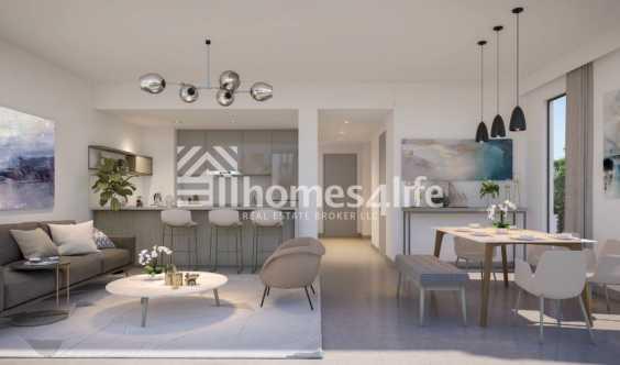 Multiple Options Resale Near To Pool