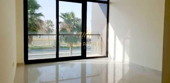 Real Listing 3 Bedrooms Maid Single Row in Dubai