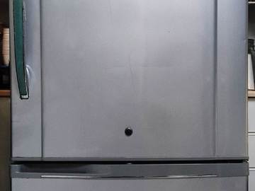 Domestic electric appliances for sale in Dubai