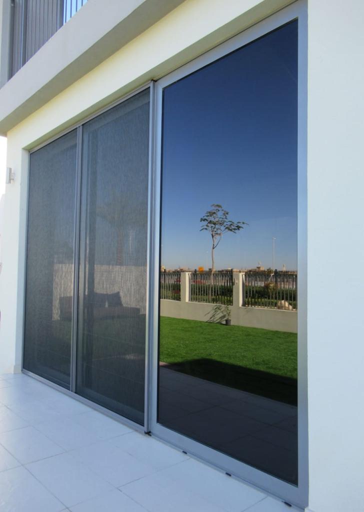 Insect Screens, Mosquito Screen, Mosquito Net, Retractable Fly Screen, Pleated Fly Screen, Roll Up Fly Screen In Dubai