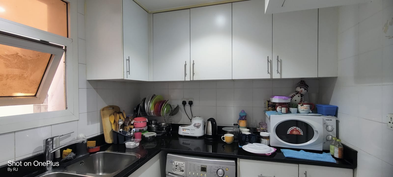 Bath Attached , Fully Furnished Sharing Accommodation Available In Karama Prime Location