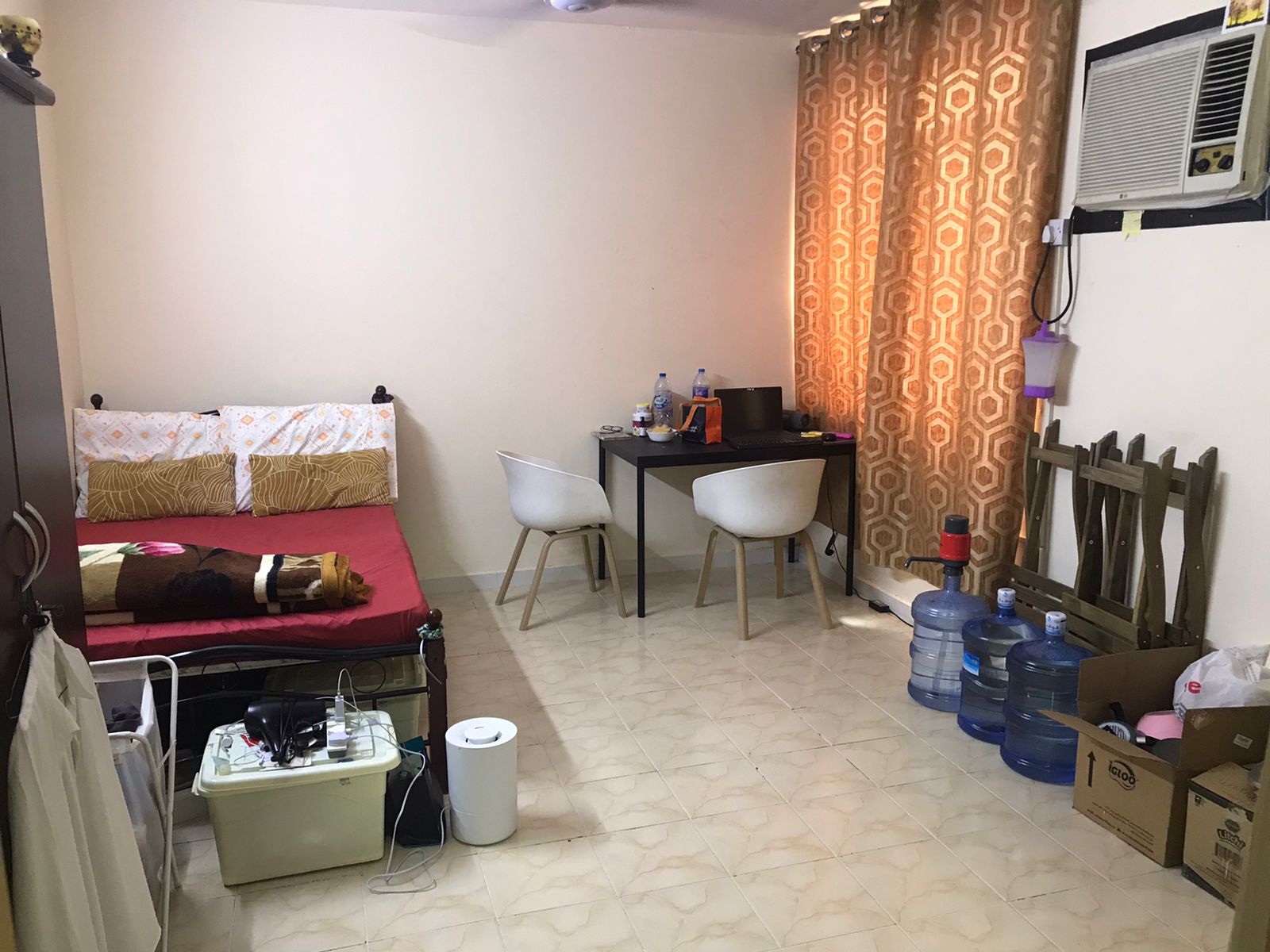 Attached Bathroom Fully Furnished Room Available In Karama Prime Location