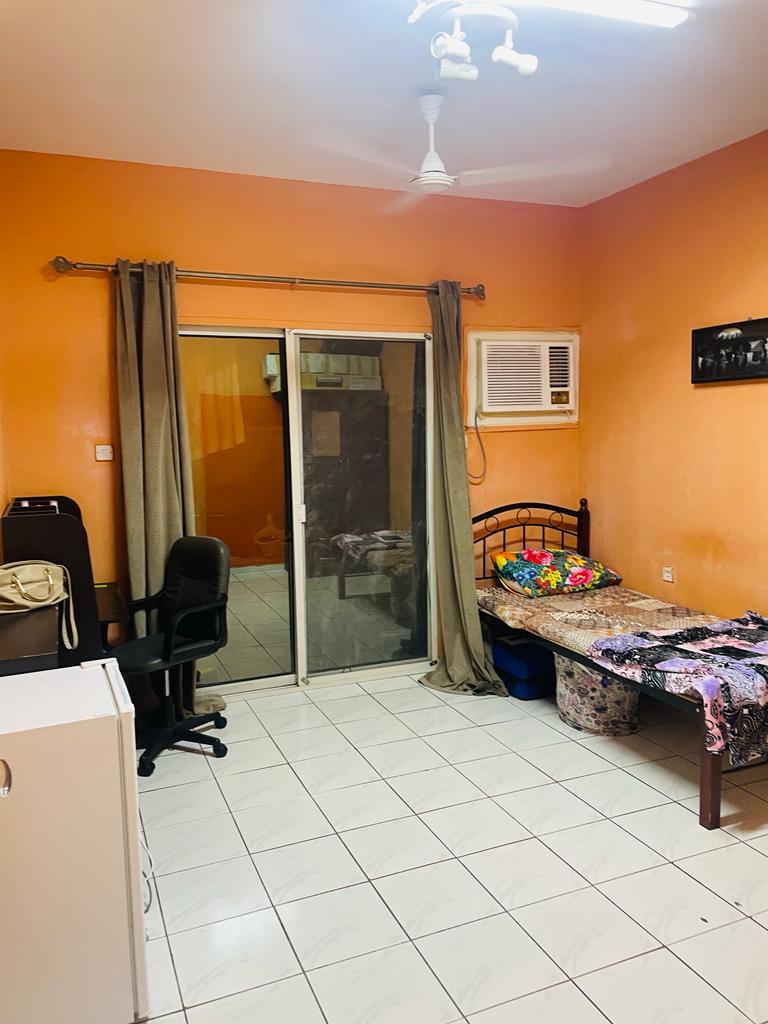 Karama Single Executive Bachelor Room Available With Including Dewa And Wifi