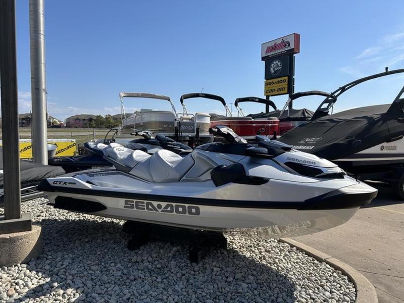 Jet Ski Yamaha And Sea Doo for Sale in Dubai