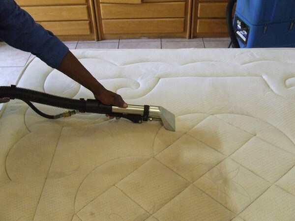 Professional Mattress Deep Shampoo Cleaning Services In Uae