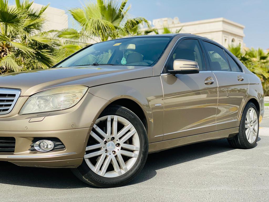 Mercedes Benz C200 Kompressor Sunroof Ll Gcc Very Well Maintained